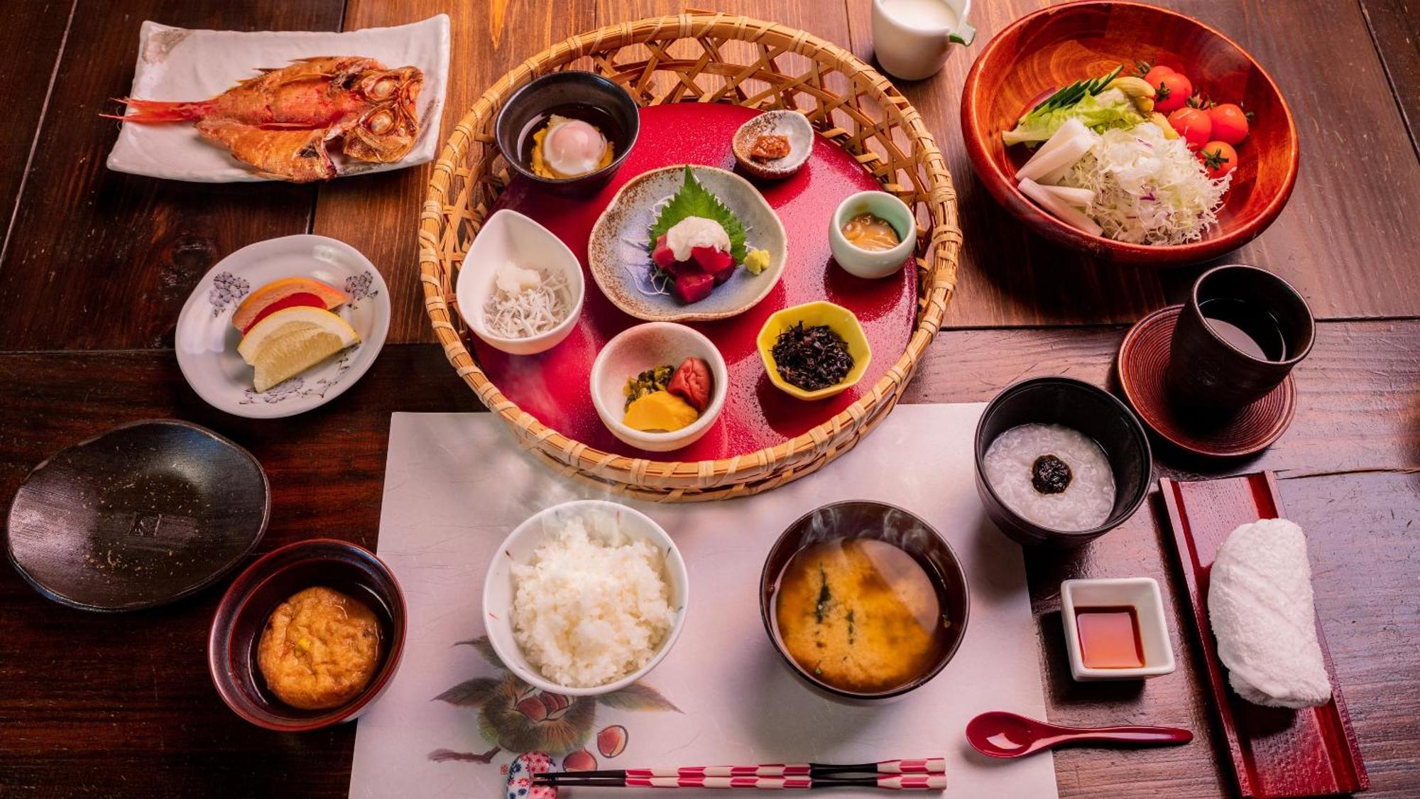 森の入り江の離れ宿 無雙庵枇杷 Izu  Buitenkant foto